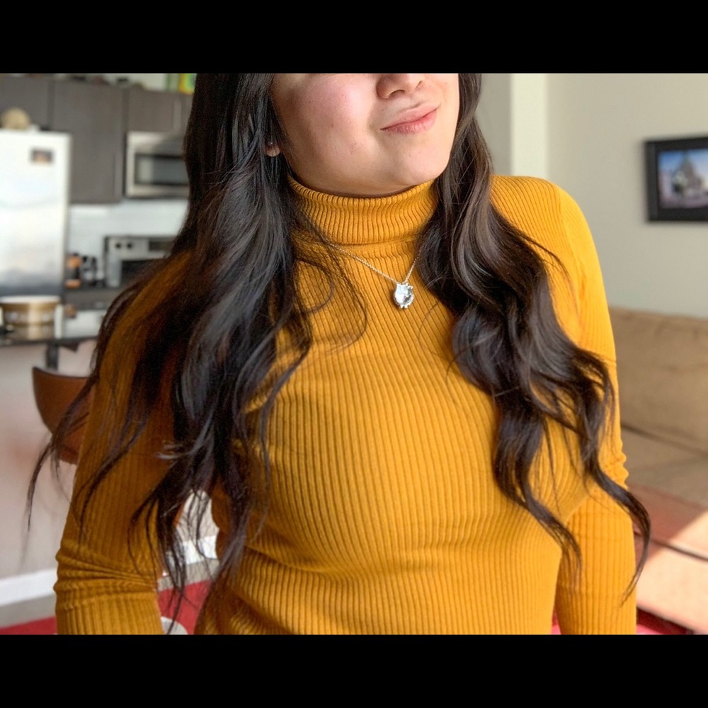 Active USA turtle neck long sleeves